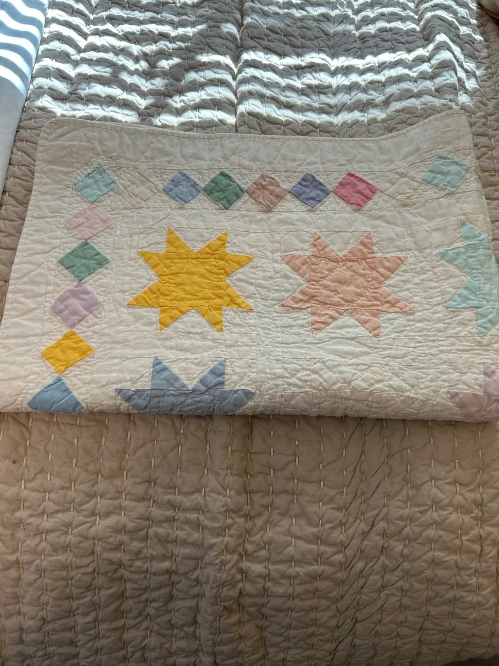 Vintage Claire Murray Handmade Star Patchwork Baby Quilt in Pastel Colors